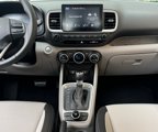 New 2025 Hyundai Venue SEL image 5