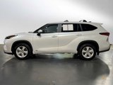 Used 2023 Toyota Highlander LE image 6