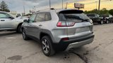 Used 2019 Jeep Cherokee Limited w/ Luxury Group image 3