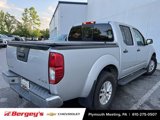 Used 2019 Nissan Frontier SV image 2