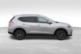 Used 2016 Nissan Rogue SL w/ SL Premium Package image 4