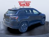 Used 2023 Jeep Compass Limited image 5
