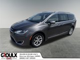 Used 2017 Chrysler Pacifica Limited image 1
