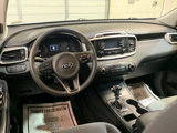 Used 2016 Kia Sorento LX image 4