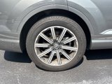 Used 2017 Audi Q7 3.0T Premium Plus w/ Premium Plus Package image 4