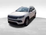 Used 2023 Jeep Compass Latitude image 5