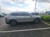 Used 2021 Volkswagen Tiguan SE image 3