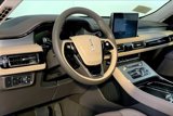 Used 2022 Lincoln Aviator AWD w/ Premium Package image 4