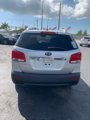 Used 2013 Kia Sorento LX w/ Convenience Pkg image 2