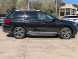 Used 2020 Nissan Pathfinder Platinum image 5
