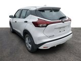 Used 2022 Nissan Kicks S image 3