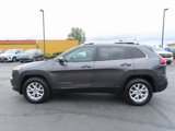 Used 2016 Jeep Cherokee Latitude w/ Cold Weather Group image 4