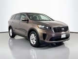 Used 2020 Kia Sorento LX image 3