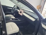 Used 2022 Tesla Model 3 Standard Range image 3