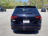 Used 2022 Volkswagen Tiguan SE R-Line image 3