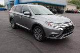 Used 2019 Mitsubishi Outlander SE image 2