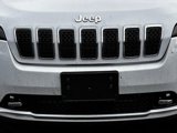 Used 2019 Jeep Cherokee Overland image 3