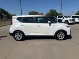 Used 2022 Kia Soul LX w/ Technology Package image 2