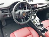 Used 2025 Porsche Macan image 4