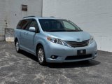 Used 2015 Toyota Sienna image 2