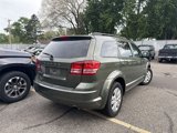 Used 2019 Dodge Journey SE image 2