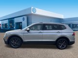 Certified 2024 Volkswagen Tiguan SE image 6