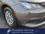 Used 2022 Chrysler Voyager LX image 2
