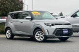 Used 2023 Kia Soul LX w/ LX Technology Package image 2