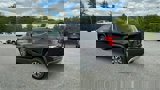 Used 2023 GMC Acadia SLT image 6