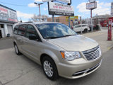 Used 2013 Chrysler Town & Country Touring image 2