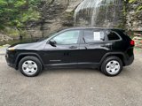 Used 2017 Jeep Cherokee Sport image 2