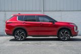 Used 2022 Mitsubishi Outlander SE image 4