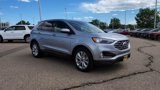 Used 2022 Ford Edge Titanium image 2