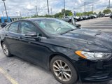 Used 2017 Ford Fusion SE w/ Fusion SE Technology Package image 2