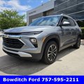 Used 2025 Chevrolet TrailBlazer LT image 2