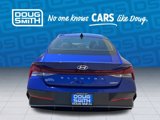 Used 2025 Hyundai Elantra Limited image 5