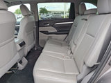 Used 2016 Toyota Highlander XLE image 5