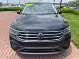 Used 2022 Volkswagen Tiguan SE image 3