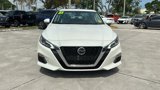Used 2021 Nissan Altima 2.5 SV w/ SV Premium Package image 2
