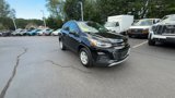 Certified 2022 Chevrolet Trax LT w/ LT Convenience Package image 2