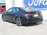 Used 2023 Toyota Camry SE image 3