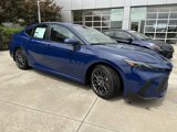 New 2025 Toyota Camry SE image 2