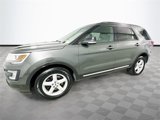 Used 2016 Ford Explorer XLT w/ Equipment Group 202A image 4