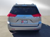 Used 2014 Toyota Sienna LE image 4
