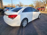 Used 2011 Chevrolet Cruze LT image 6