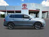 Used 2022 Volkswagen Tiguan SE w/ Panoramic Sunroof Package image 4