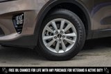 Used 2019 Kia Sorento LX w/ LX Convenience Package image 3