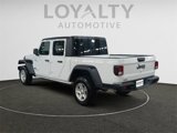 Used 2023 Jeep Gladiator Sport image 3