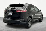 Used 2023 Ford Edge SE w/ Black Appearance Package image 2