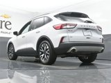 Used 2020 Ford Escape SE Sport image 5